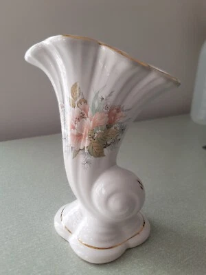 £13 • Buy Glass Vase Cornucopia Horn Shell Vase Reduced 