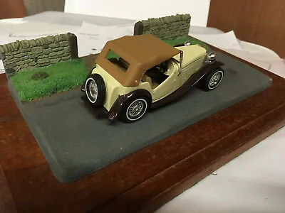 Model MG TC And Diarama Midget 1:43 Matchbox Cream Cracker Display. • £17.50