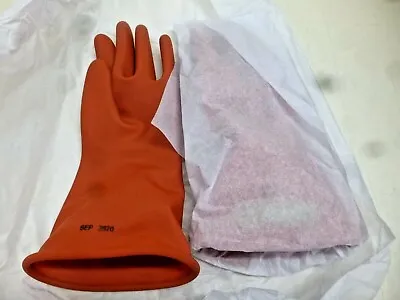 NEW!! MARIGOLD Red Electrical Gloves 00 Class Size 8 CLASS 00 R 11 • $20