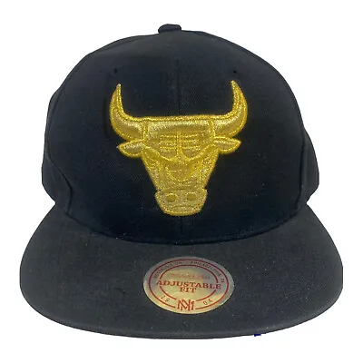 Chicago Bulls NBA Mitchell & Ness Black W/Gold Logo Snapback Hat Cap • $19.99