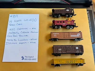 N Scale Lot Of (5) Train Cars Two Caboose +  Boxcar Livestock + Hopper Car   #89 • $20