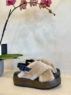$220 • Buy Paloma Barcelo Platforms Size 40