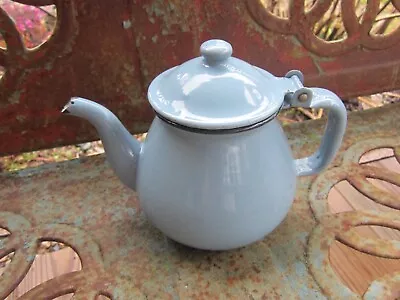 $29.99 • Buy Vintage Enamel Tea Pot Kettle With Lid Teapot Blue Kitchenelia Collectibles 