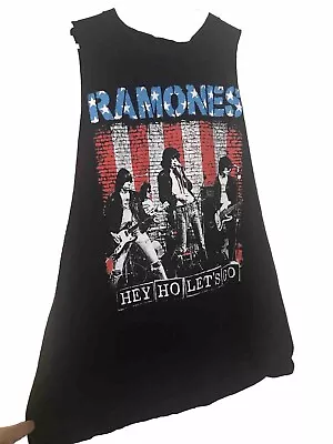 Ramones Hey Ho Let’s Go Mens Muscle Shirt Large Flag Band Classic • $9.99