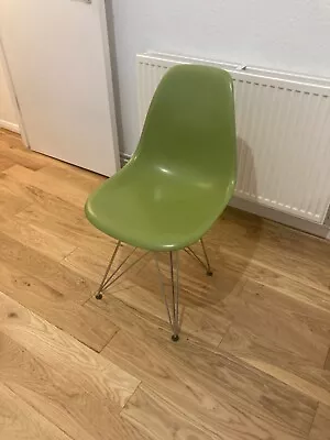 Eames Eiffel Chair • £99