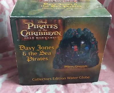 Disney Pirates Of The Caribbean Davy Jones Dead Mans Chest Light Up Globe In Box • £89