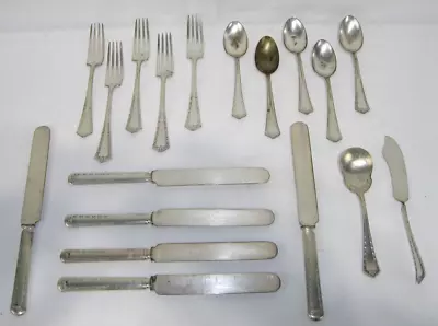 18 Pc. Pat: Dec/28/1915 WM Rogers & Son AA Plate Silverware Flatware Vine Pat. • $49.95