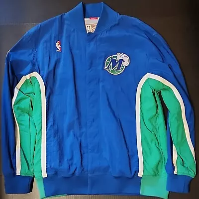 Mitchell & Ness Dallas Mavericks Warm Up Jacket 1996-97 Size 44 L • $149.99