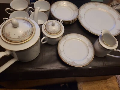 £80 • Buy Noritake Blossom Mist 3787 ( 16 Piece Tea Set 1st Quality )