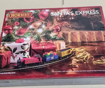 Hornby Train Set - R1248M Santa's Express Christmas Analogue OO Gauge Locomotive • £55.99