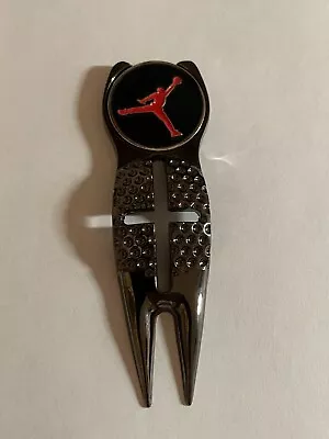 Air Jordan Jumpman Michael Jordan MJ Nike Crosshairs Divot Tool & 1  Golf Marker • $14