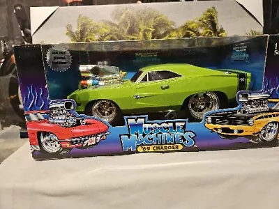 Muscle Machines Lime Green With Black Stripe 69' Hemi Charger 1:18 Scale  NICE  • $105.95