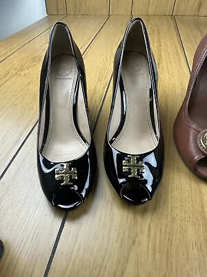 Tory Burch Jade Women’s Black Patent Peep Toe Wedge Heels Size 8M EUC $299 • £94.07