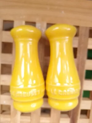 LE CREUSET YELLOW Stoneware SALT & PEPPER SHAKERS • £19.50