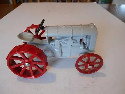 £23.07 • Buy Vintage 1973 Ertl 1:16th Scale Fordson Model F Tractor, Closed Engine, MPN #804