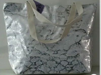 £9.49 • Buy BNWT Silver Snakeskin Cotton Handles Large Shopper Travel Bag Shoulder Light 🎀