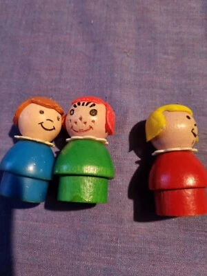 £2 • Buy 3 X Vintage Fisher Price Little People Wooden Figures