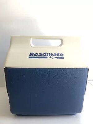 Vintage Igloo Roadmate 11” Small Personal Lunch Beer Cooler White & Blue • $12.22