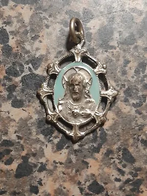 Vintage Sacred Heart Of Jesus Blessed Virgin Mary Scapular Medal  • $10