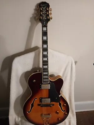 Epiphone Joe Pass Emperor-II Sunburst Finish Hollowbody Electric Guitar • $625