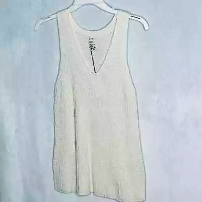 A New Day Cream V-Neck Sleeveless Sweater M • $15