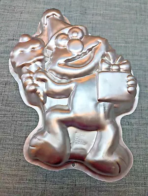 Vintage  1996 Wilton Sesame Street Elmo Cake Pan 2105-4298 Bakeware • $14