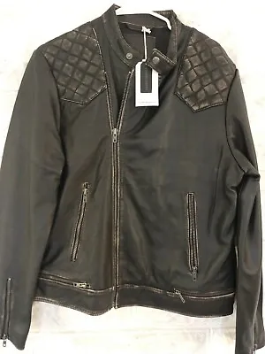 Bolongaro Men's Distressed Leather Coat. Large (gar) • $119.99