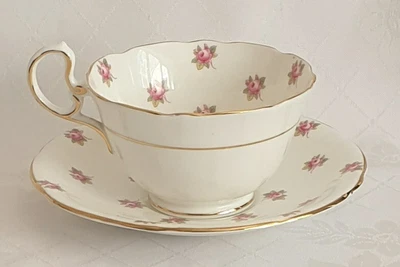 £14.99 • Buy C1939 Vintage Aynsley Ditsy Rose Wide Mouth Tea Cup & Saucer 