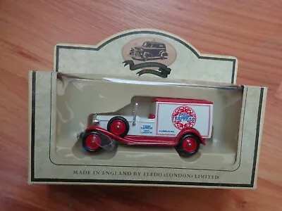 Lledo Days Gone Classic 1933 Packard Town Van 'pizza Express' • $10.63