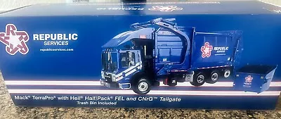 First Gear Republic Services 2022 1:34 Frontload Mack Diecast Garbage Truck • $83