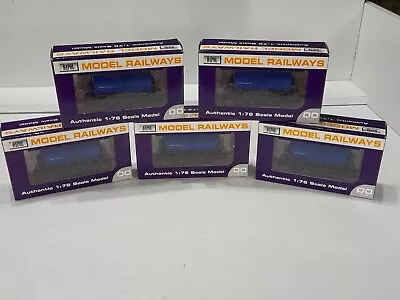 Dapol B732 6 Wheel Milk Tankers X 5  Express Dairy Mint Boxed OO Gauge  • £70