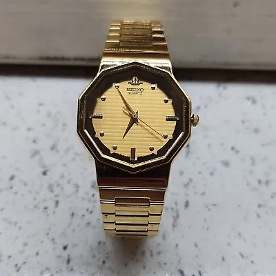 Vintage Seiko Watch Mens Gold Tone Gold Dial Round  V701 New Battery  • $49.99