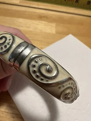 $14 • Buy Cream Enamel Silvertone Hinged Bracelet Swirl Designs 