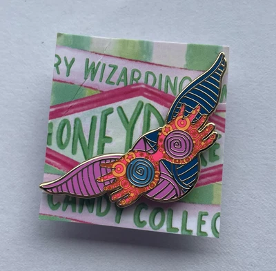£6 • Buy Luna Lovegood  Snitch Pin | Harry Potter Fantasy Pin