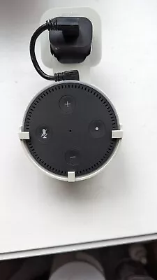 Amazon RS03QR - Black Alexa Echo Dot 2nd Gen. Smart Speaker • $15