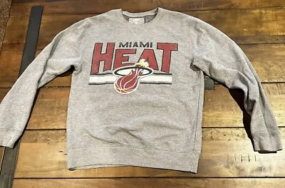 Vintage Miami Heat Sweatshirt Men Medium Grey Red Crew Neck Sweater 90s Y2K NBA* • $15