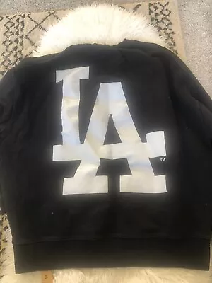 LA Sweatshirt Black Size XL? See Measurements. ALO MFG CO Brand. Back Graphic Q1 • $24