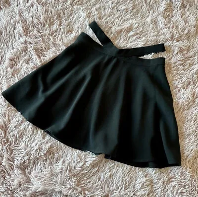 $16 • Buy Zara Black Mini Skirt With Waist Straps Size XS