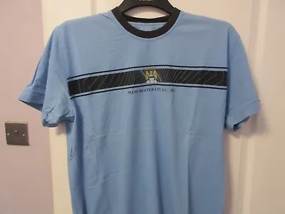 3 T Shirts 1 Vintage Reebok Manchester City & 1 Levis   & 1 City New Badge • £12.49