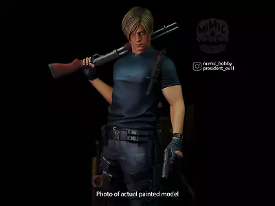 Leon Kennedy - Resident Evil - Model Kit - Optional Size & Finish - Gamer Gift • £38