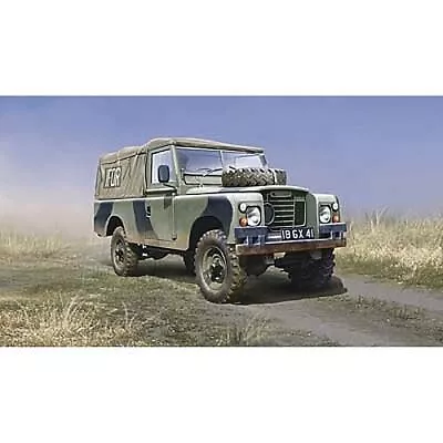 Italeri Land Rover 109' LWP - Plastic Model Military Vehicle Kit - 1/35 Scale • $22