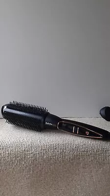 Hair Styling BaByliss Pro Large Hot Curling Brush. • £12.50