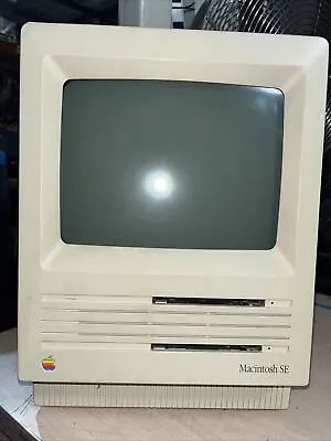 Apple Macintosh Se M5010 1mbyte Ram 800k Drive • $131.97