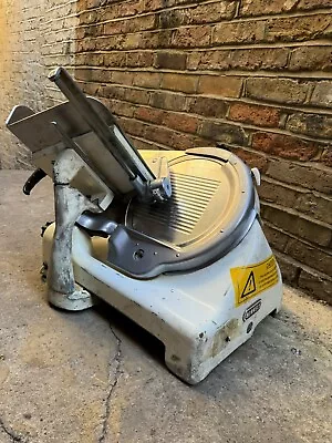 Electric Meat Slicer Machine • £100