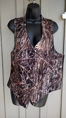 Camo Men's Vest XL RepurposedWedding Anniversary Special Occasion Redneck  • $29.95