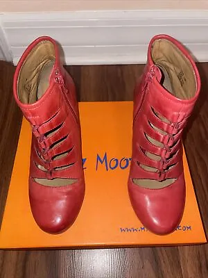 Miz Mooz Red Leather Cut Out Lace Zip Cone Heel Comfort Ankle Boots Womens 7.5 • $50