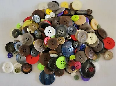 Vintage LOT BUTTONS MIXED (400+)  AND Mixed Lot  Beads 17 Pkg Crafts AND More • $11.99
