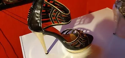 Womens Johnny Cugon London Black And Gold Heel Shoes - Size 5  • £10