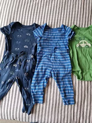 Baby GAP 6-12 Months Bundle • £3.50