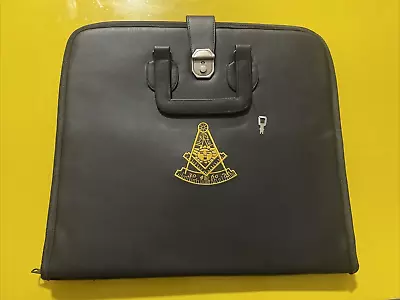 New Quality Lightweight Masonic Regalia Soft Case / Apron Holder Bag MM / WM • £47.68